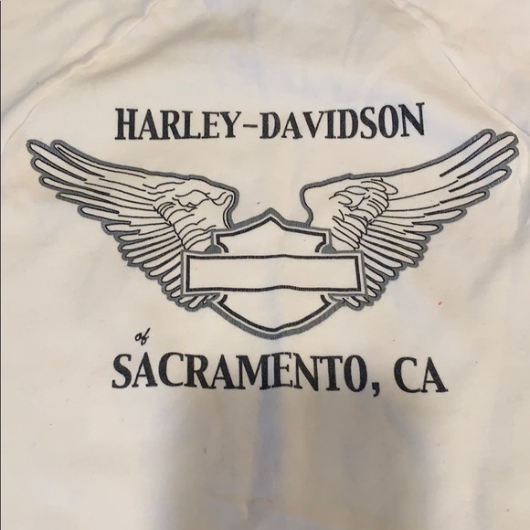 HD t-shirt - Picture 2 of 7